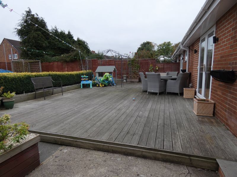Rear Garden decking area- click for photo gallery
